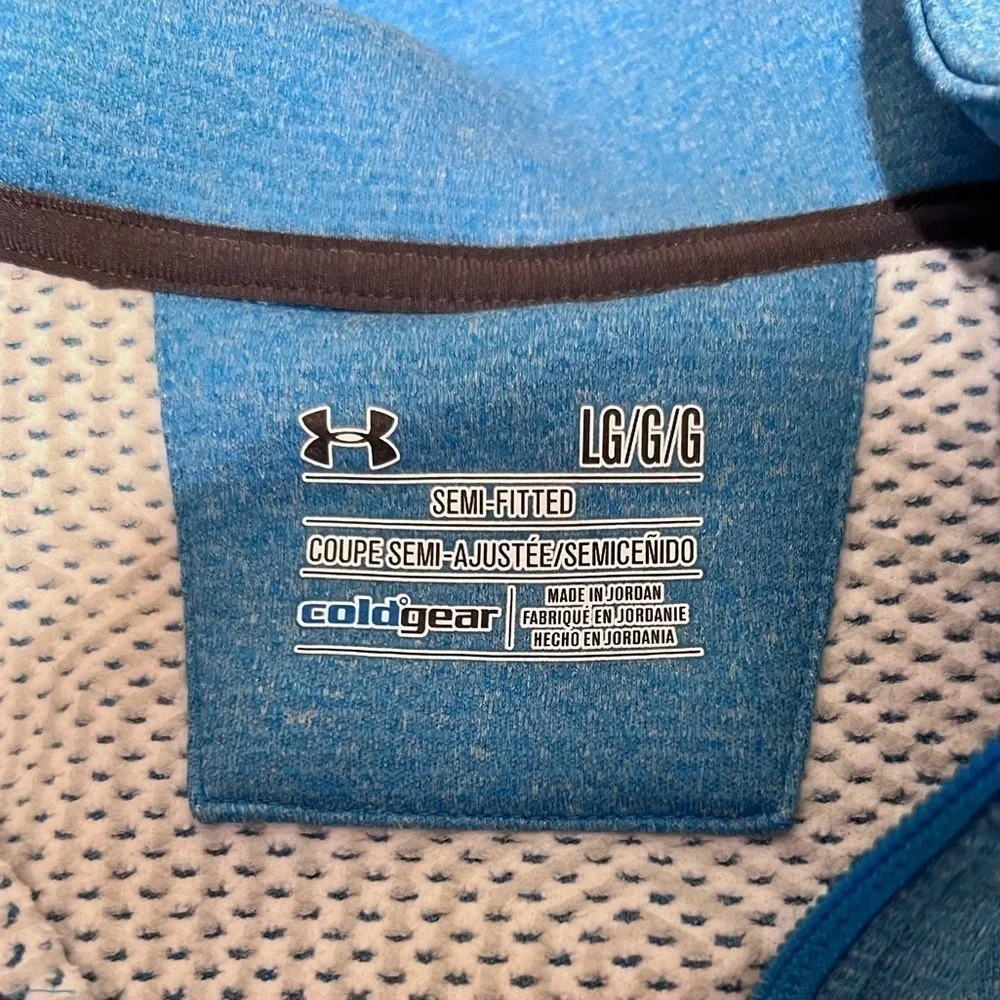 Under Armour women’s LG semi-fitted cold gear pull over with zip pockets
